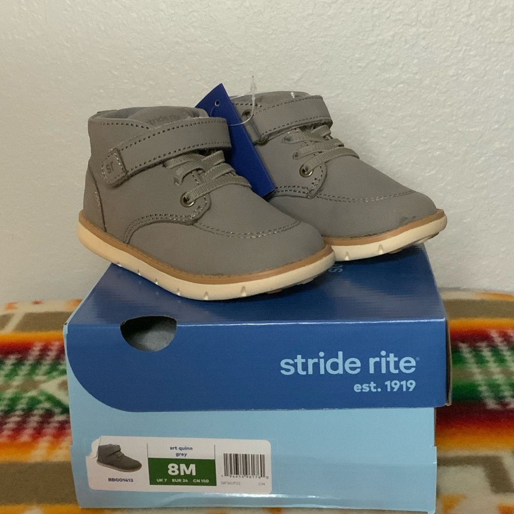 Stride Rite Gray boots size 8